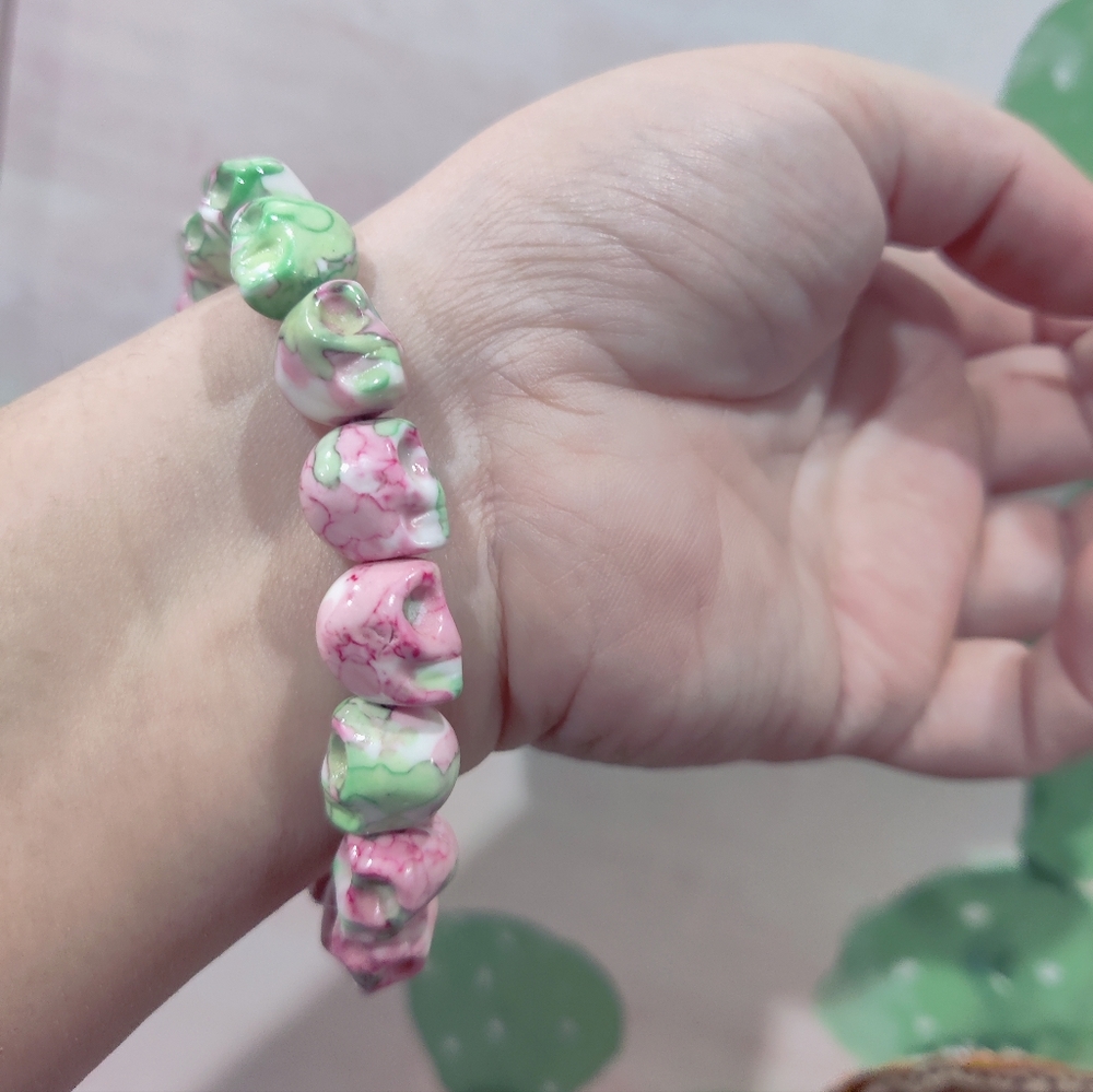 Ceramic skull bracelet - Picture 3 of 4